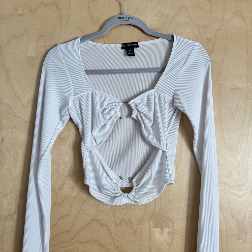 PrettyLittleThing White Ring Detail Crop Top